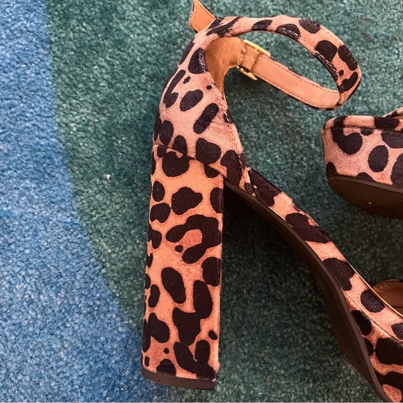 Leopard Animal Print Platform Heels Ankle Strap Size 8.5 Mossimo Supply Co - Picture 8 of 14